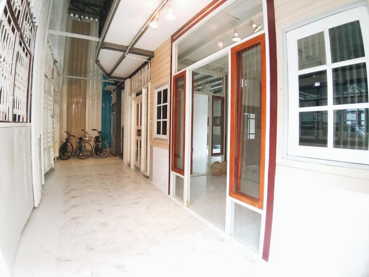 Apartmán The Warehouse - Ayutthaya Exteriér fotografie